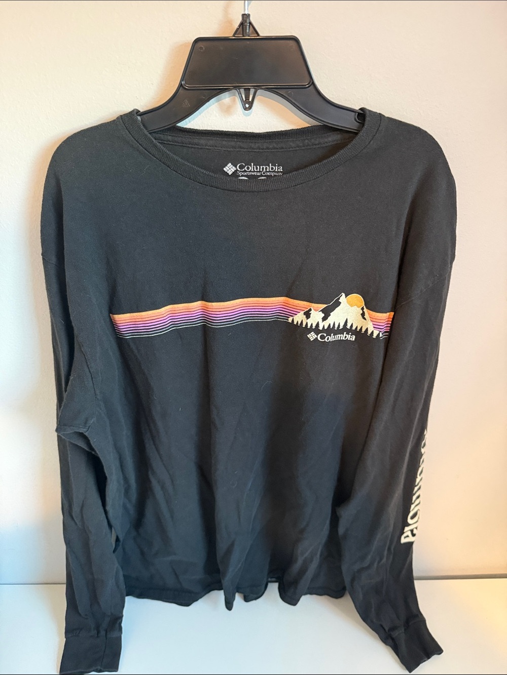 Columbia Black Long-Sleeve Graphic Tee